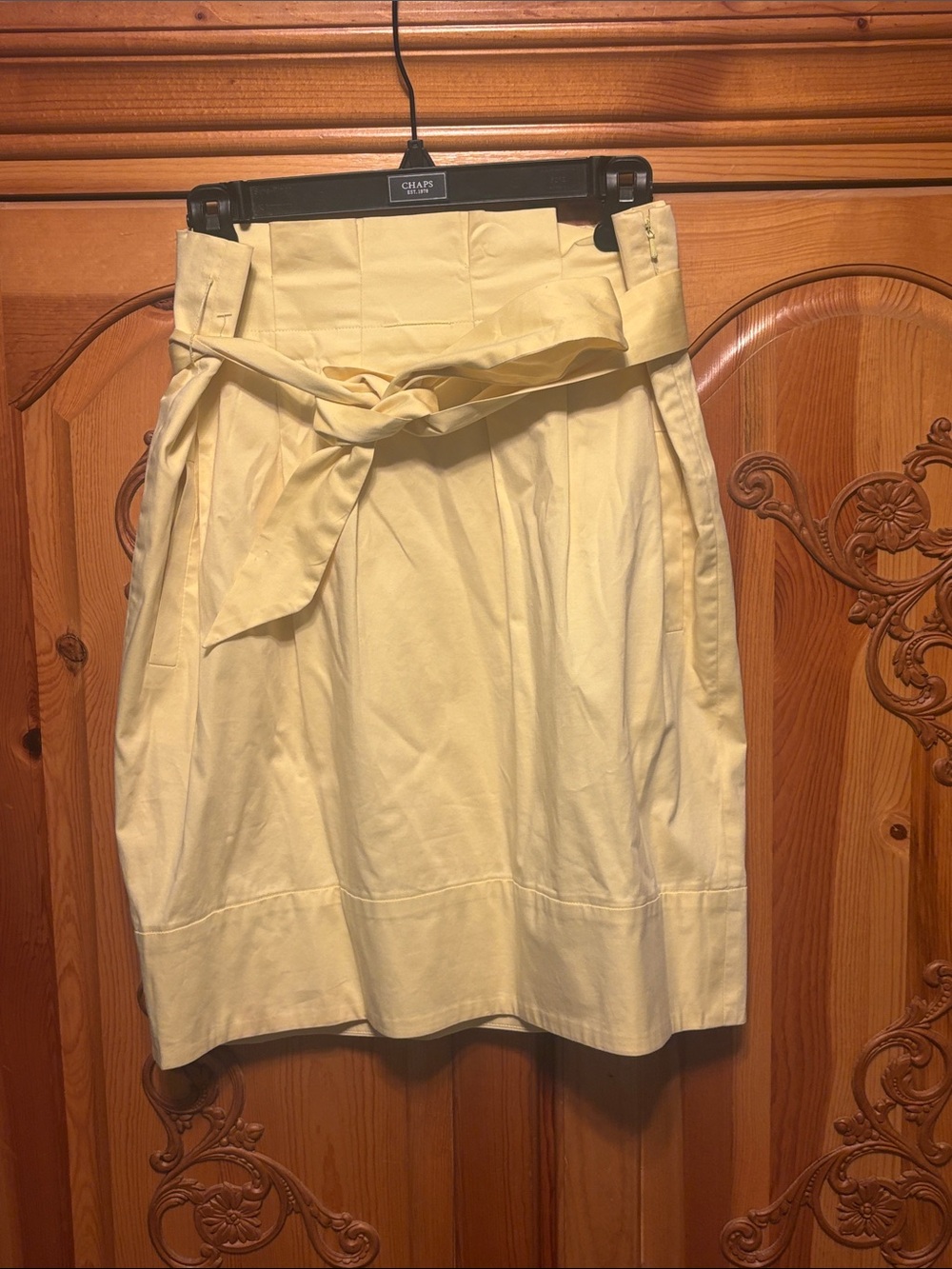 BCBGMaxAzria Pale Yellow Paperbag Waist Tie Mini Skirt